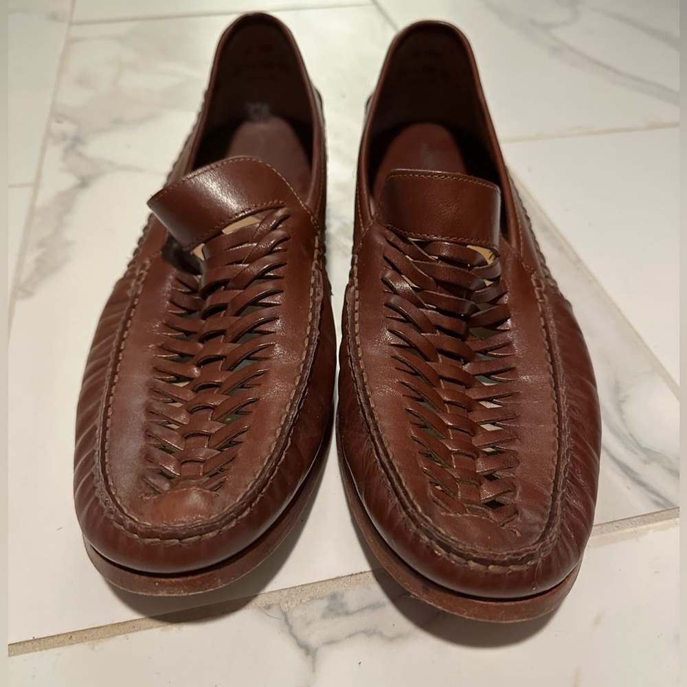 Johnson & Murphy sheepskin shoes. Size 12M